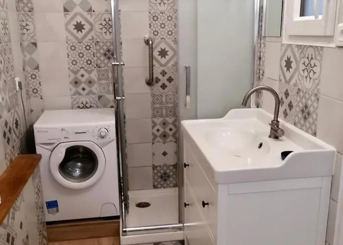 Bouconne Apartment *